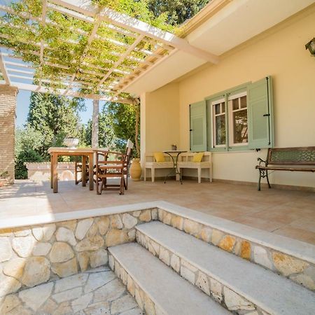 Villino Guest House Акротири Экстерьер фото